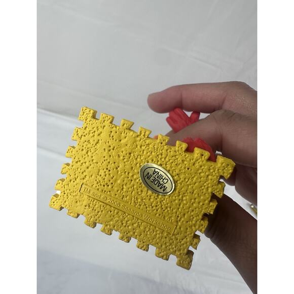 Carlton Cards Heirloom Sesame Street Elmo Holiday Fun Christmas Ornament - Picture 6 of 7